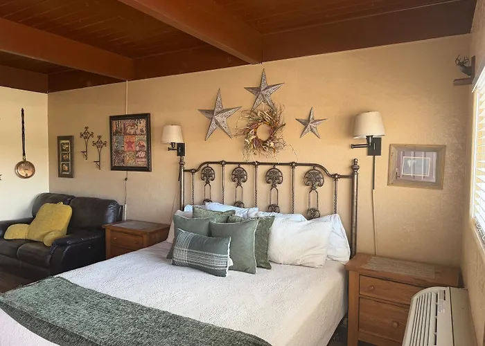 汽车旅馆 Economy Guest Village 罗克斯普林斯