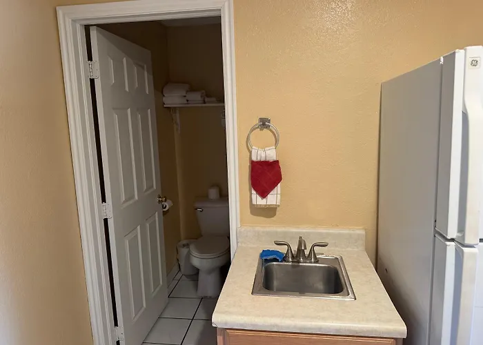 Motel Economy Guest Village