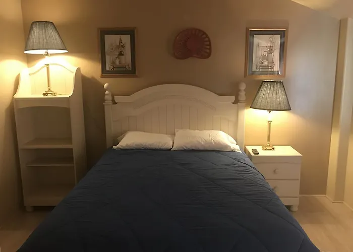 Economy Guest Village