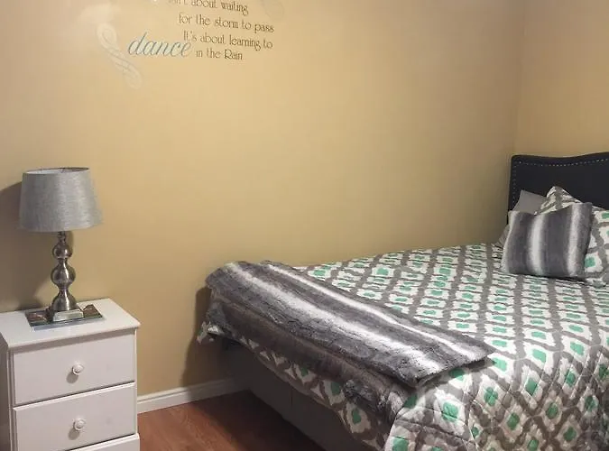Economy Guest Village Motel 2*